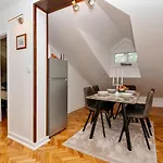 Apartment Cozy In With Wifi