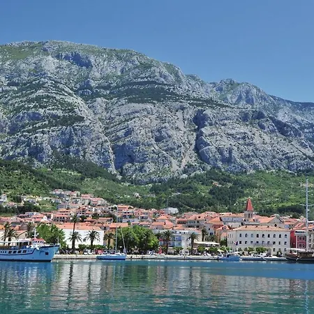 Lejlighed Cozy In With Wifi Makarska